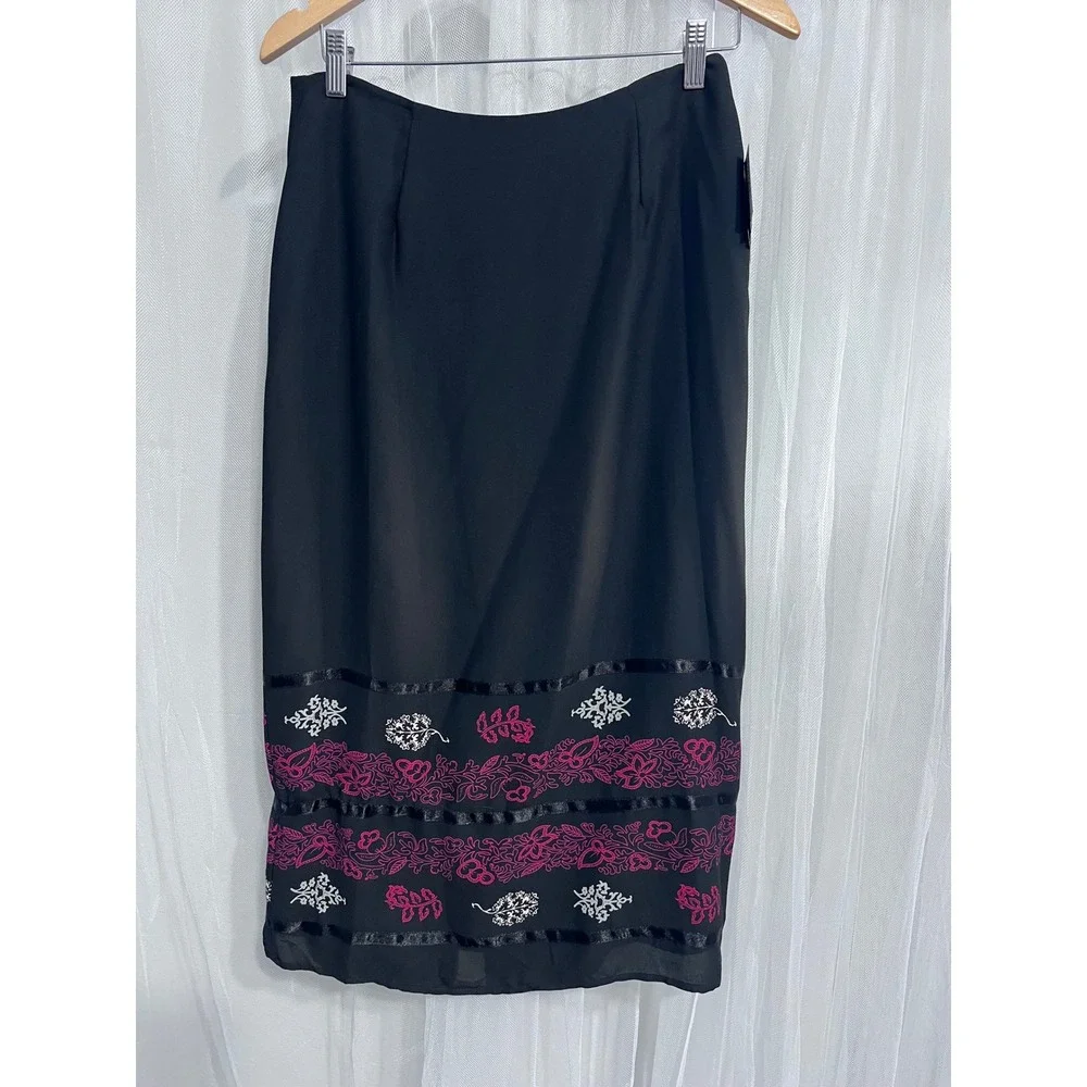 Sag Harbor Petite Black Floral Embroidered‎ Midi Pencil Skirt 8P NWT H32096